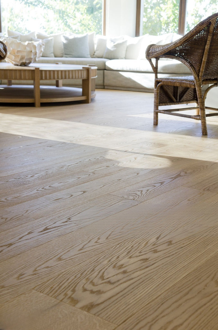 Hardwood Floor installation hero banner. florida hardwood floors